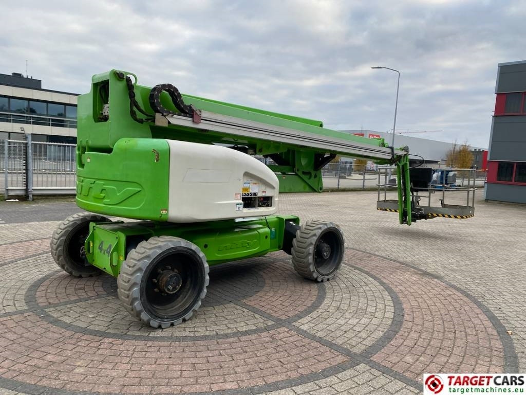 Niftylift HR28 HyBrid Articulated 4x4 Boom Work Lift 2800cm - Nacelle articulée: photos 3 Niftylift HR28 HyBrid Articulated 4x4 Boom Work Lift 2800cm - Nacelle articulée: photos 3