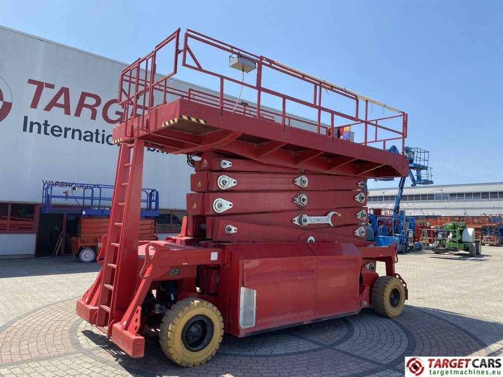 PB Lifttechnik S270-24 D Scissor 4x4 Diesel Work Lift 2725cm - Nacelle ciseaux: photos 1 PB Lifttechnik S270-24 D Scissor 4x4 Diesel Work Lift 2725cm - Nacelle ciseaux: photos 1