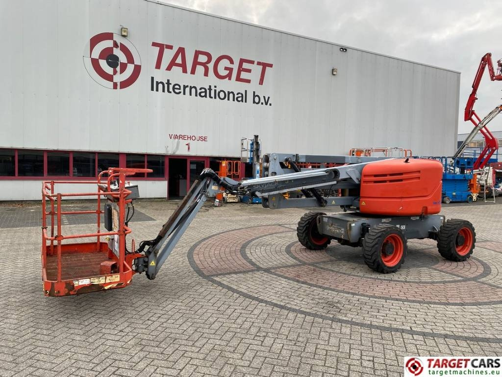 SkyJack SJ51AJ Articulated 4x4 Diesel Boom Lift 1755cm - Nacelle articulée: photos 1 SkyJack SJ51AJ Articulated 4x4 Diesel Boom Lift 1755cm - Nacelle articulée: photos 1