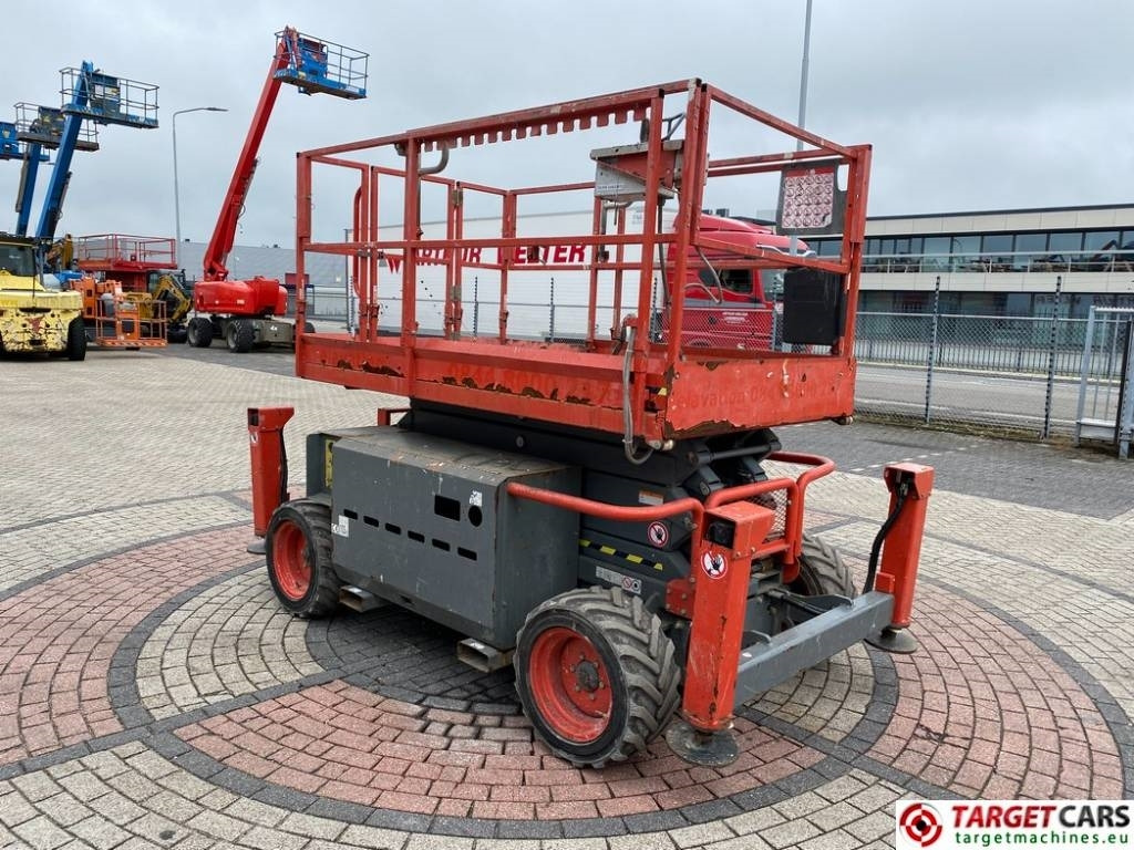 SkyJack SJ6832 RTE Electric 4x4 Scissor Work Lift 1175cm - Nacelle ciseaux: photos 2 SkyJack SJ6832 RTE Electric 4x4 Scissor Work Lift 1175cm - Nacelle ciseaux: photos 2