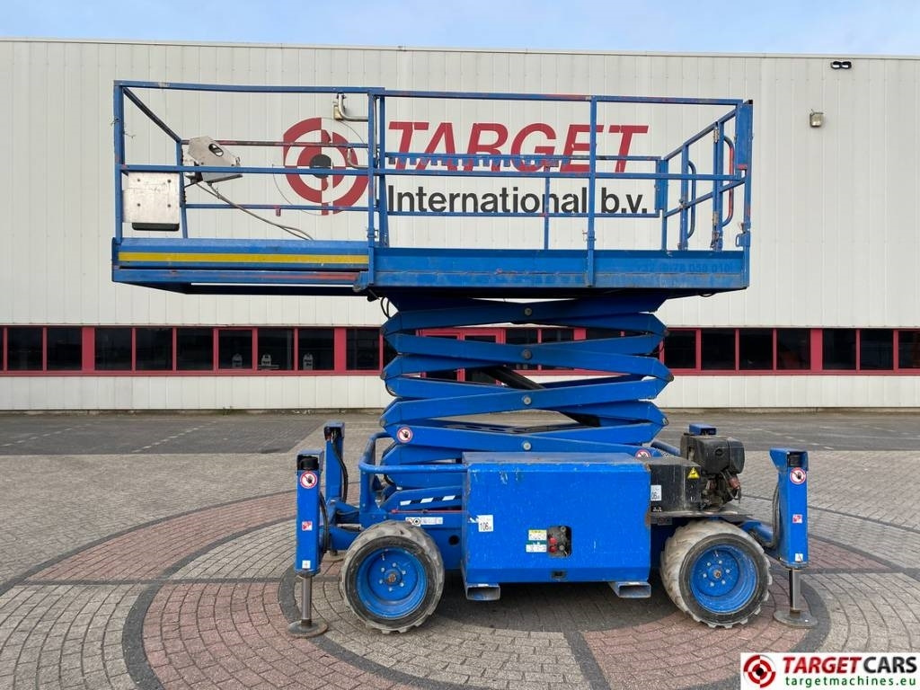 SkyJack SJ6832 RTE HyBrid 4x4 Scissor Work Lift 1175cm - Nacelle ciseaux: photos 5 SkyJack SJ6832 RTE HyBrid 4x4 Scissor Work Lift 1175cm - Nacelle ciseaux: photos 5