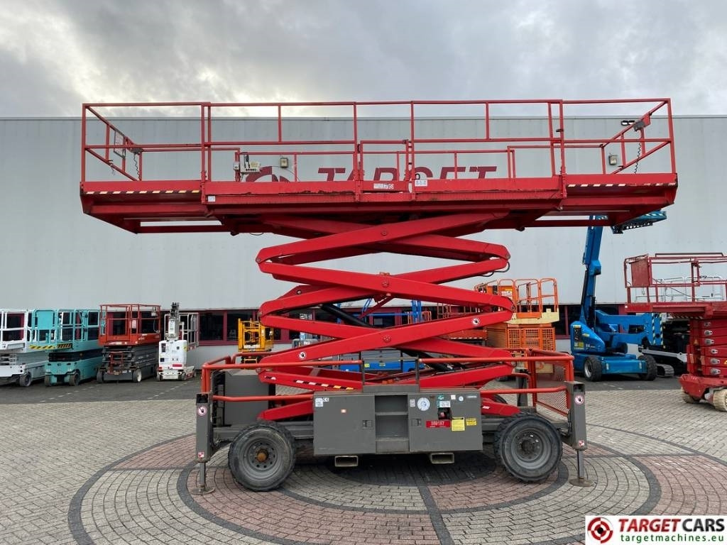 SkyJack SJ9241 RT Diesel 4x4 Scissor Work Lift 1450cm - Nacelle ciseaux: photos 5 SkyJack SJ9241 RT Diesel 4x4 Scissor Work Lift 1450cm - Nacelle ciseaux: photos 5