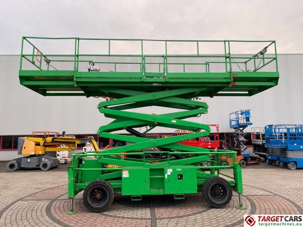SkyJack SJ9241 RT Diesel 4x4 Scissor Work Lift 1450cm - Nacelle ciseaux: photos 5 SkyJack SJ9241 RT Diesel 4x4 Scissor Work Lift 1450cm - Nacelle ciseaux: photos 5