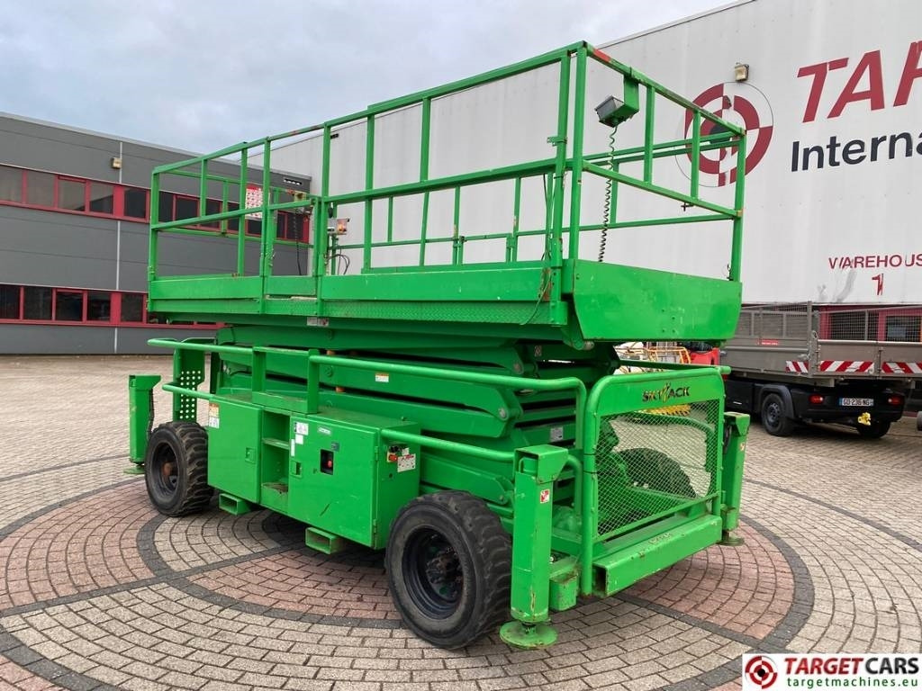 SkyJack SJ9241 RT Diesel 4x4 Scissor Work Lift 1450cm - Nacelle ciseaux: photos 4 SkyJack SJ9241 RT Diesel 4x4 Scissor Work Lift 1450cm - Nacelle ciseaux: photos 4