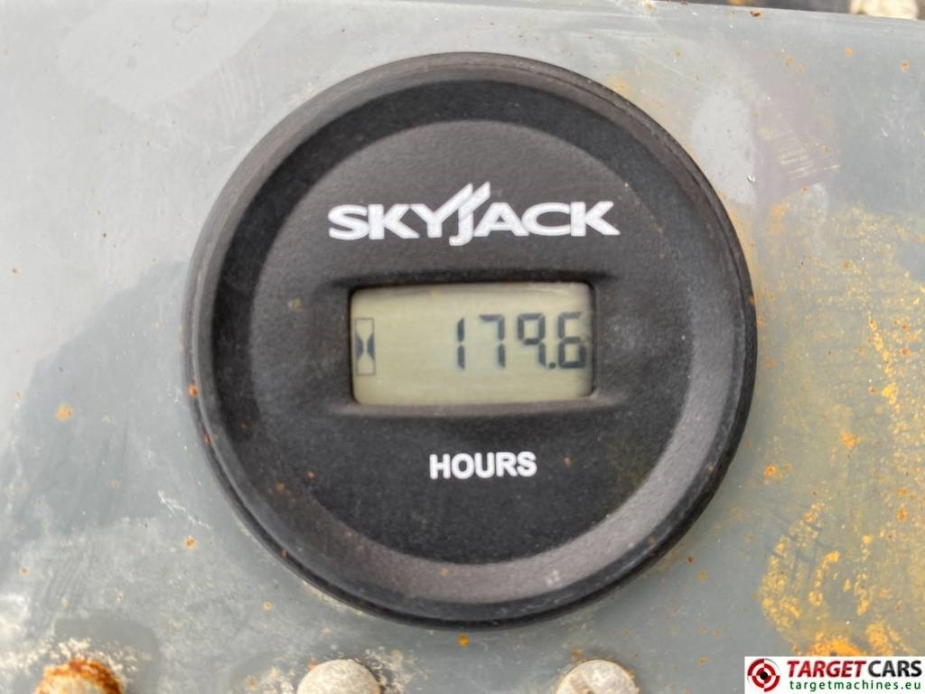 SkyJack SJIII-3226 Electric 3226 Scissor Work Lift 990cm — crédit-bail SkyJack SJIII-3226 Electric 3226 Scissor Work Lift 990cm: photos 16 SkyJack SJIII-3226 Electric 3226 Scissor Work Lift 990cm — crédit-bail SkyJack SJIII-3226 Electric 3226 Scissor Work Lift 990cm: photos 16