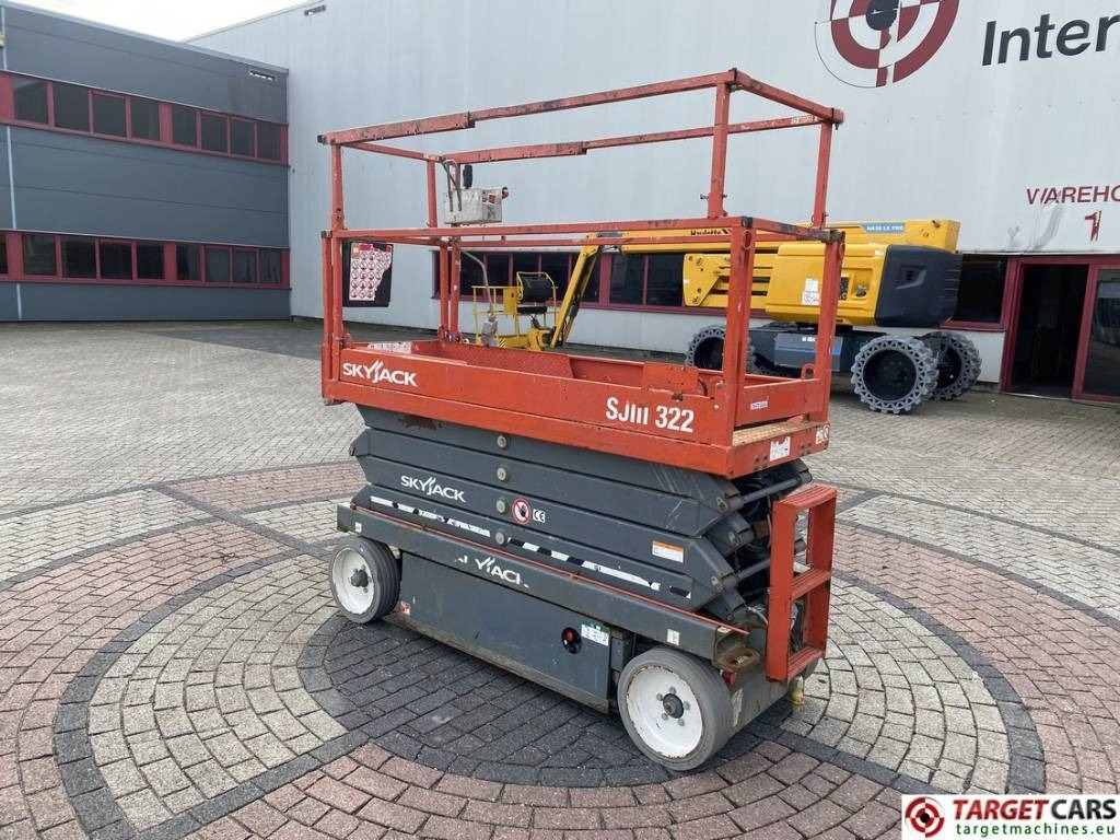 SkyJack SJIII-3226 Electric 3226 Scissor Work Lift 990cm - Nacelle ciseaux: photos 4 SkyJack SJIII-3226 Electric 3226 Scissor Work Lift 990cm - Nacelle ciseaux: photos 4