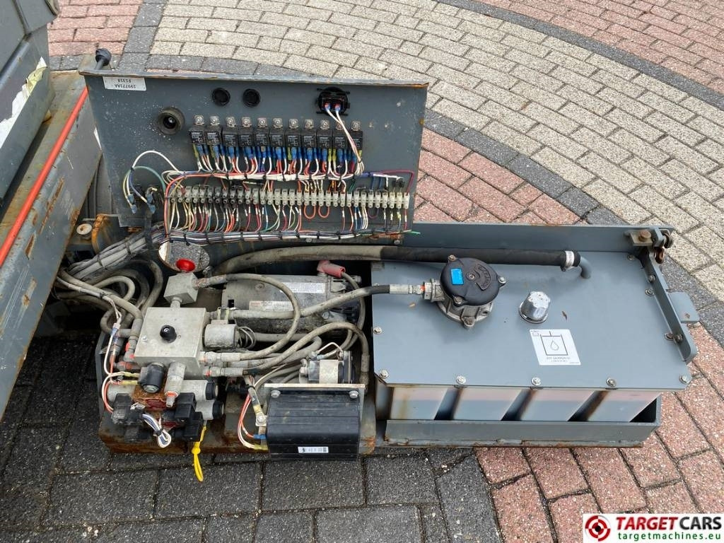 SkyJack SJIII-3226 Electric 3226 Scissor Work Lift 990cm — crédit-bail SkyJack SJIII-3226 Electric 3226 Scissor Work Lift 990cm: photos 15 SkyJack SJIII-3226 Electric 3226 Scissor Work Lift 990cm — crédit-bail SkyJack SJIII-3226 Electric 3226 Scissor Work Lift 990cm: photos 15