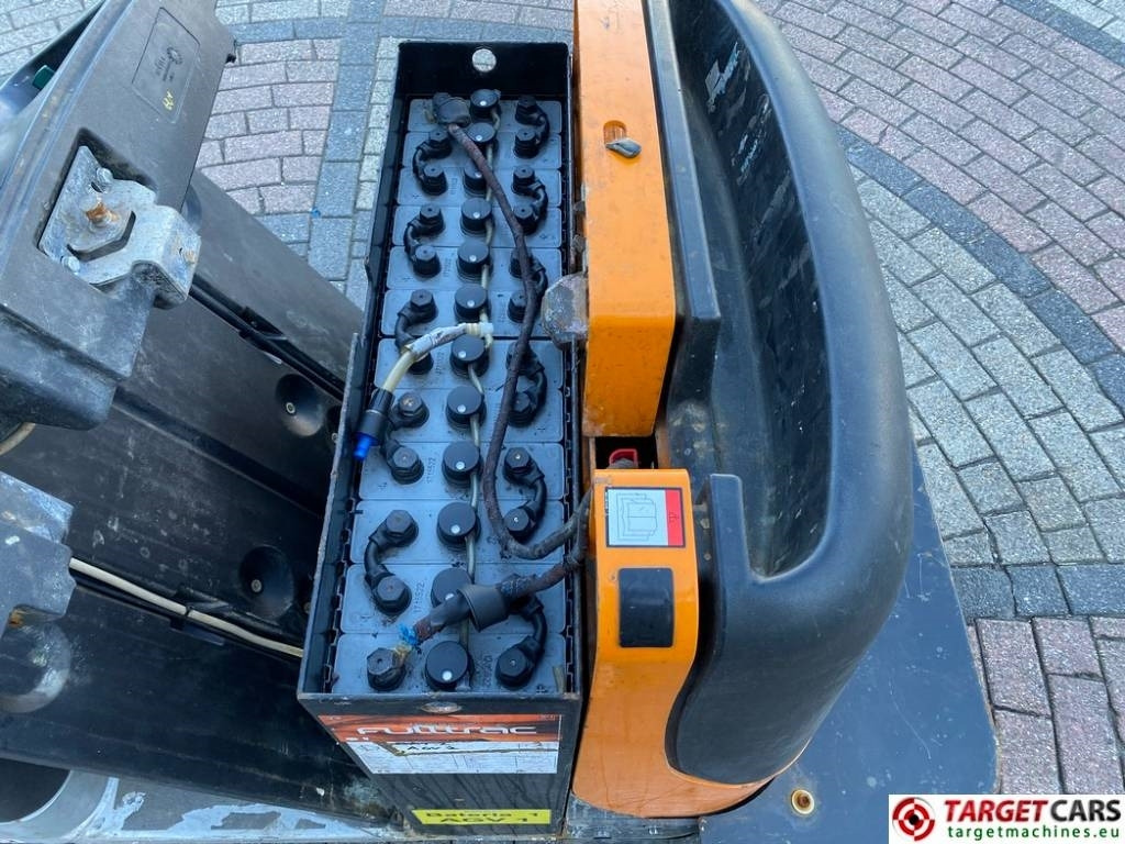 Chariot tracteur Still CX-T Electric TowTruck Tractor 24V 4000KG Capacity: photos 12 Chariot tracteur Still CX-T Electric TowTruck Tractor 24V 4000KG Capacity: photos 12