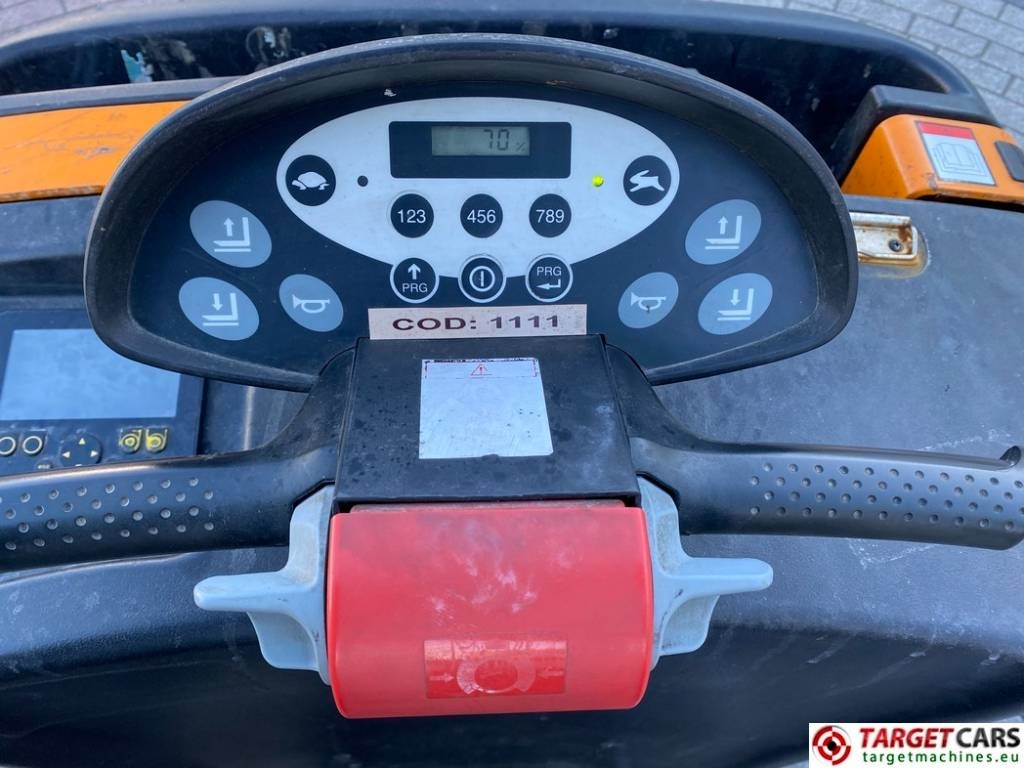 Chariot tracteur Still CX-T Electric TowTruck Tractor 24V 4000KG Capacity: photos 9 Chariot tracteur Still CX-T Electric TowTruck Tractor 24V 4000KG Capacity: photos 9