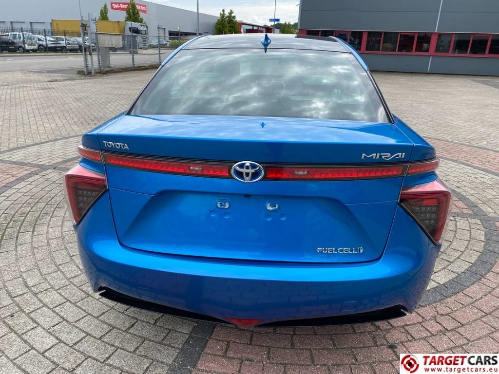 Toyota Mirai FCV HydroGen FuelCell - Berline: photos 5 Toyota Mirai FCV HydroGen FuelCell - Berline: photos 5