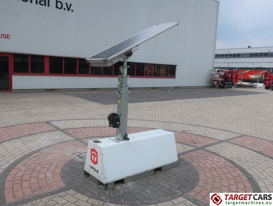 Trime X-Polar Solar Panel 50W Led Tower Light - Mat d'éclairage: photos 1 Trime X-Polar Solar Panel 50W Led Tower Light - Mat d'éclairage: photos 1