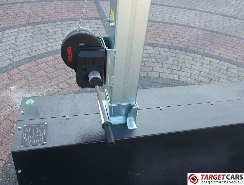 Mat d'éclairage Trime X-Pole 2x25W Led Solar Tower Light: photos 9 Mat d'éclairage Trime X-Pole 2x25W Led Solar Tower Light: photos 9