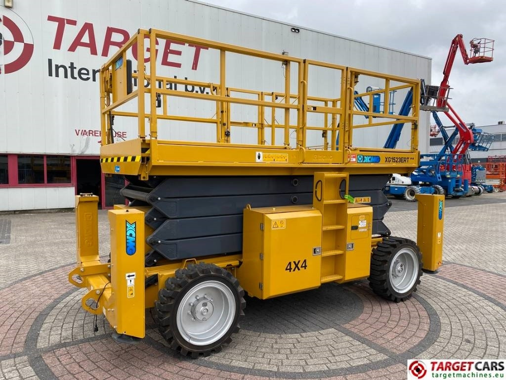 XCMG XG1523ERT Electric 4x4 Scissor Work Lift 1500cm - Nacelle ciseaux: photos 1 XCMG XG1523ERT Electric 4x4 Scissor Work Lift 1500cm - Nacelle ciseaux: photos 1