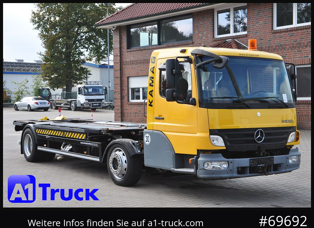 KAMAG Kamag Wiesel, Umsetzer, Rangierer, 30Km/h, - Camion porte-conteneur/ Caisse mobile: photos 1 KAMAG Kamag Wiesel, Umsetzer, Rangierer, 30Km/h, - Camion porte-conteneur/ Caisse mobile: photos 1