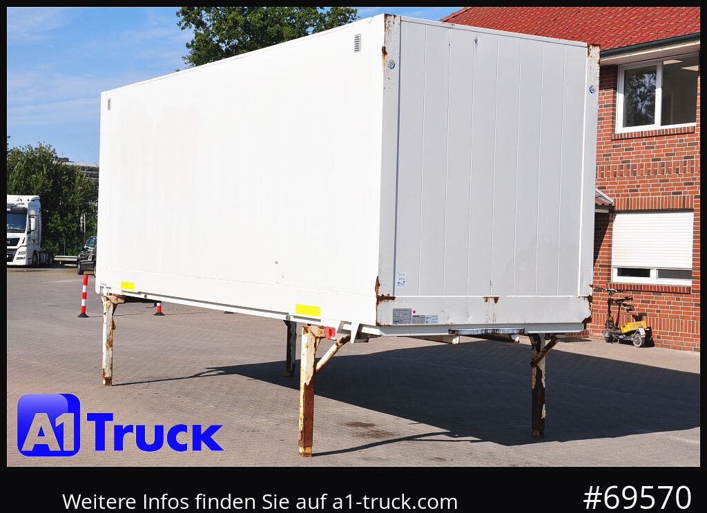 KRONE Wechselbrücke BDF 7,45 Koffer, Textil 2750mm innen, 20 x vorhanden - Carrosserie fourgon: photos 1 KRONE Wechselbrücke BDF 7,45 Koffer, Textil 2750mm innen, 20 x vorhanden - Carrosserie fourgon: photos 1