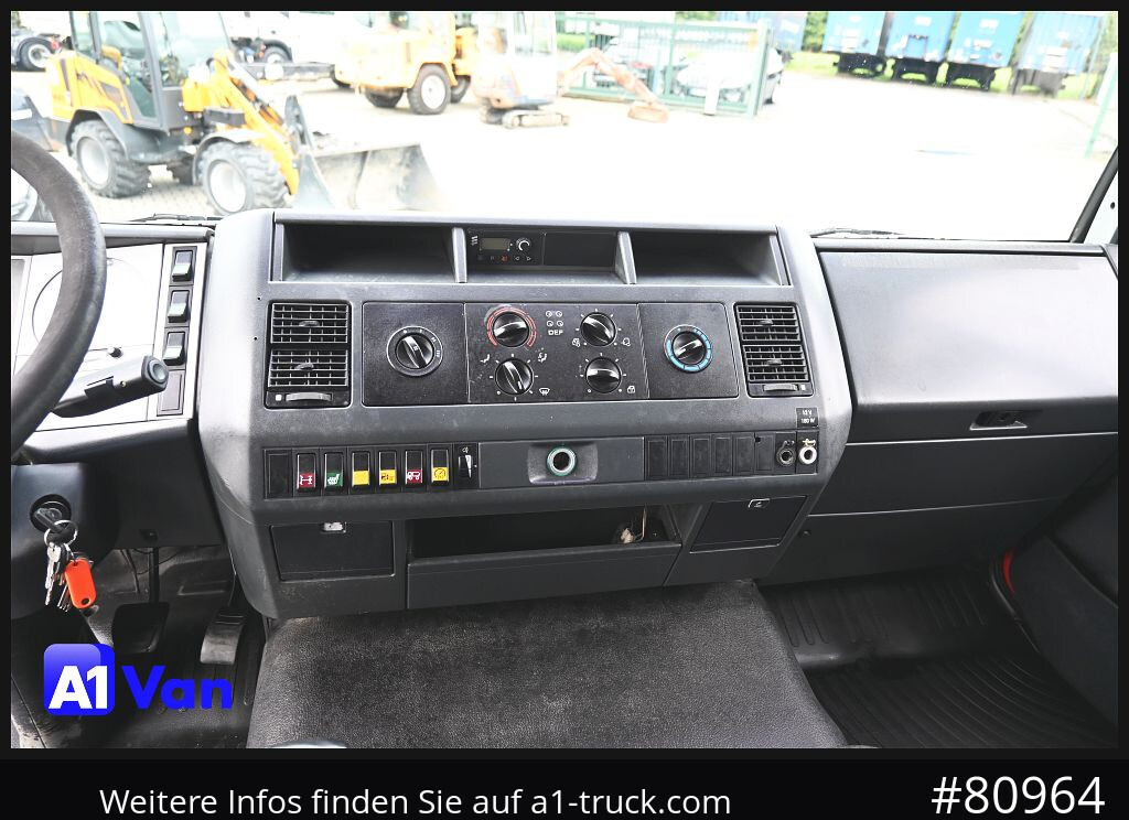 MAN MAN LE 8.180 Pritsche Doka, Automatik, AHK, 6-Sitzer - Utilitaire plateau, Utilitaire double cabine: photos 5 MAN MAN LE 8.180 Pritsche Doka, Automatik, AHK, 6-Sitzer - Utilitaire plateau, Utilitaire double cabine: photos 5