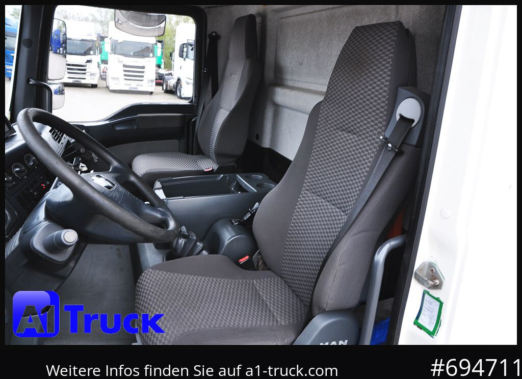 MAN TGL 8.180 Carrier 950 MT.LBW 4,2m. - Camion frigorifique: photos 3 MAN TGL 8.180 Carrier 950 MT.LBW 4,2m. - Camion frigorifique: photos 3