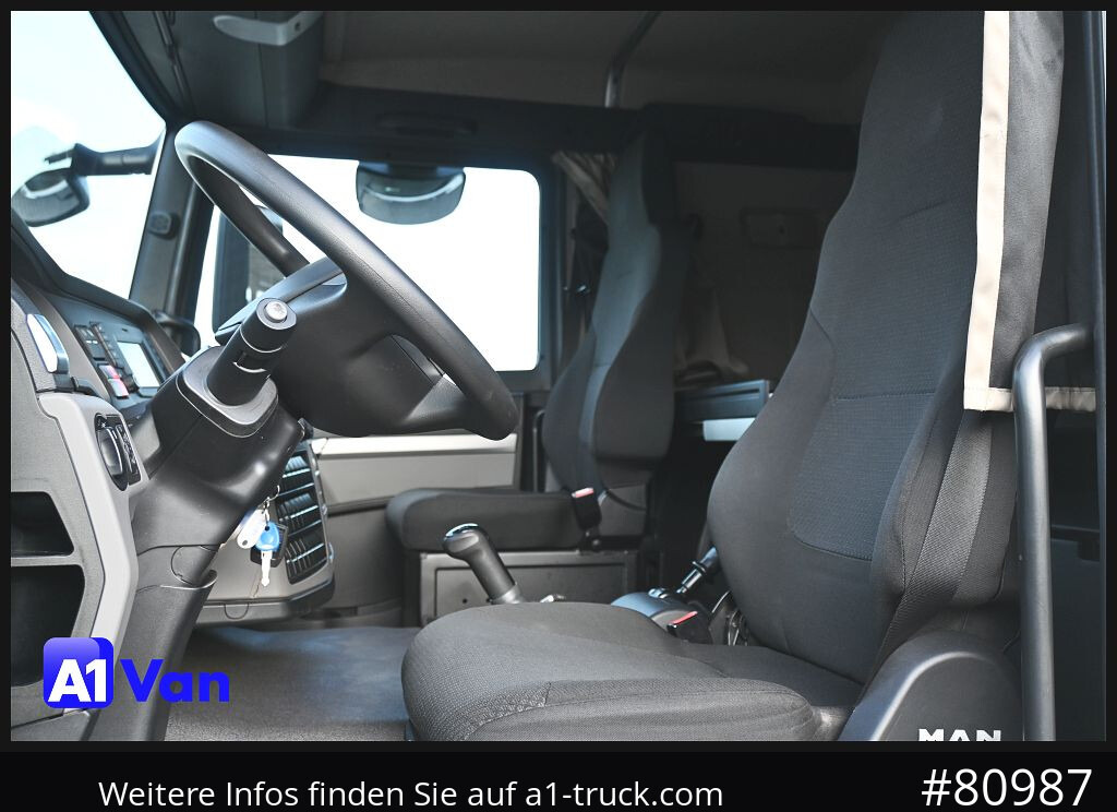MAN TGL 8.190 4x2 L-Haus Schlafkabine - Fourgon grand volume: photos 2 MAN TGL 8.190 4x2 L-Haus Schlafkabine - Fourgon grand volume: photos 2