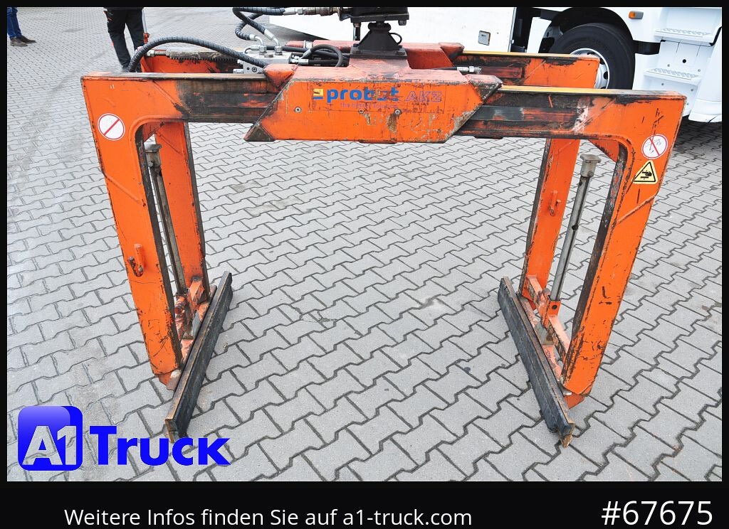 MERCEDES-BENZ Axor 2543, Atlas 170.2 Kran, Lift-Lenkachse, - Camion grue, Camion plateau: photos 4 MERCEDES-BENZ Axor 2543, Atlas 170.2 Kran, Lift-Lenkachse, - Camion grue, Camion plateau: photos 4