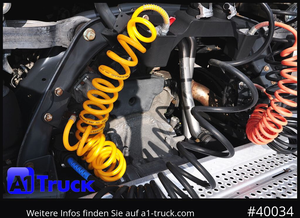 MERCEDES-BENZ 1843 StreamSpace GGVS ADR FL AT - Tracteur routier: photos 2 MERCEDES-BENZ 1843 StreamSpace GGVS ADR FL AT - Tracteur routier: photos 2