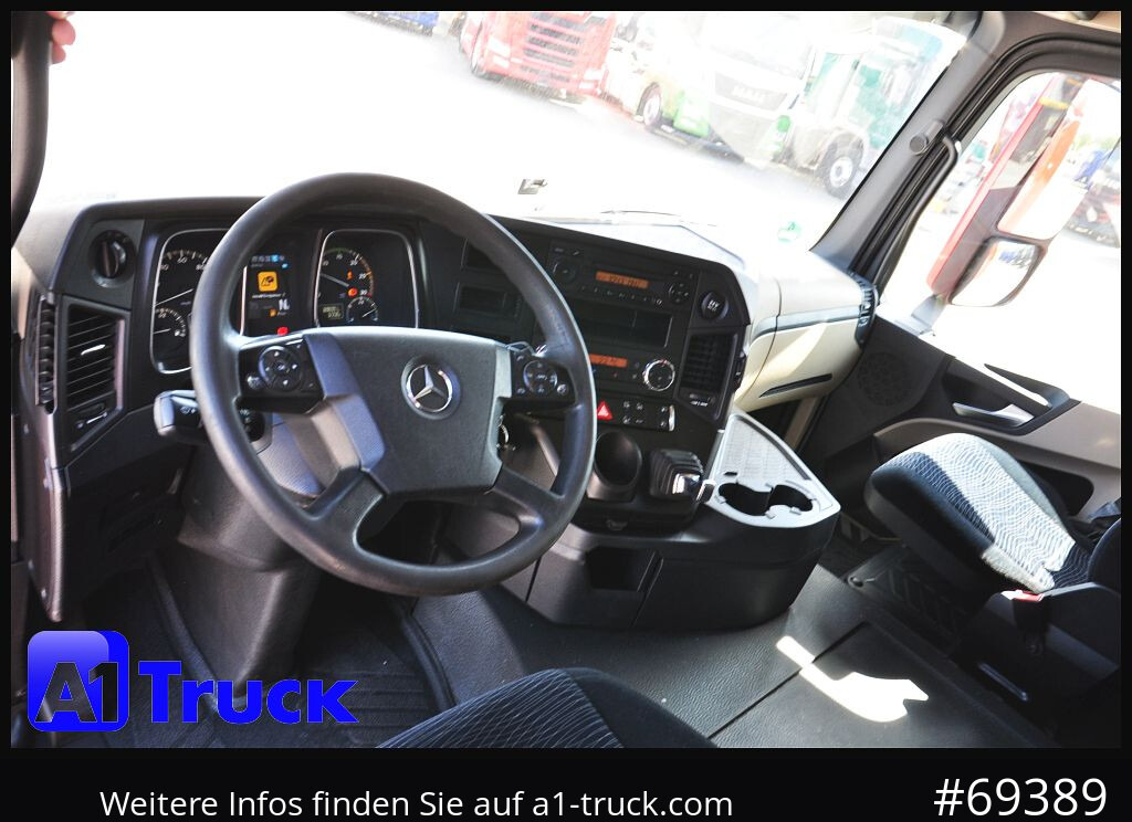 MERCEDES-BENZ Actros 1832, Lowliner, 1 Vorbesitzer - Tracteur routier: photos 4 MERCEDES-BENZ Actros 1832, Lowliner, 1 Vorbesitzer - Tracteur routier: photos 4