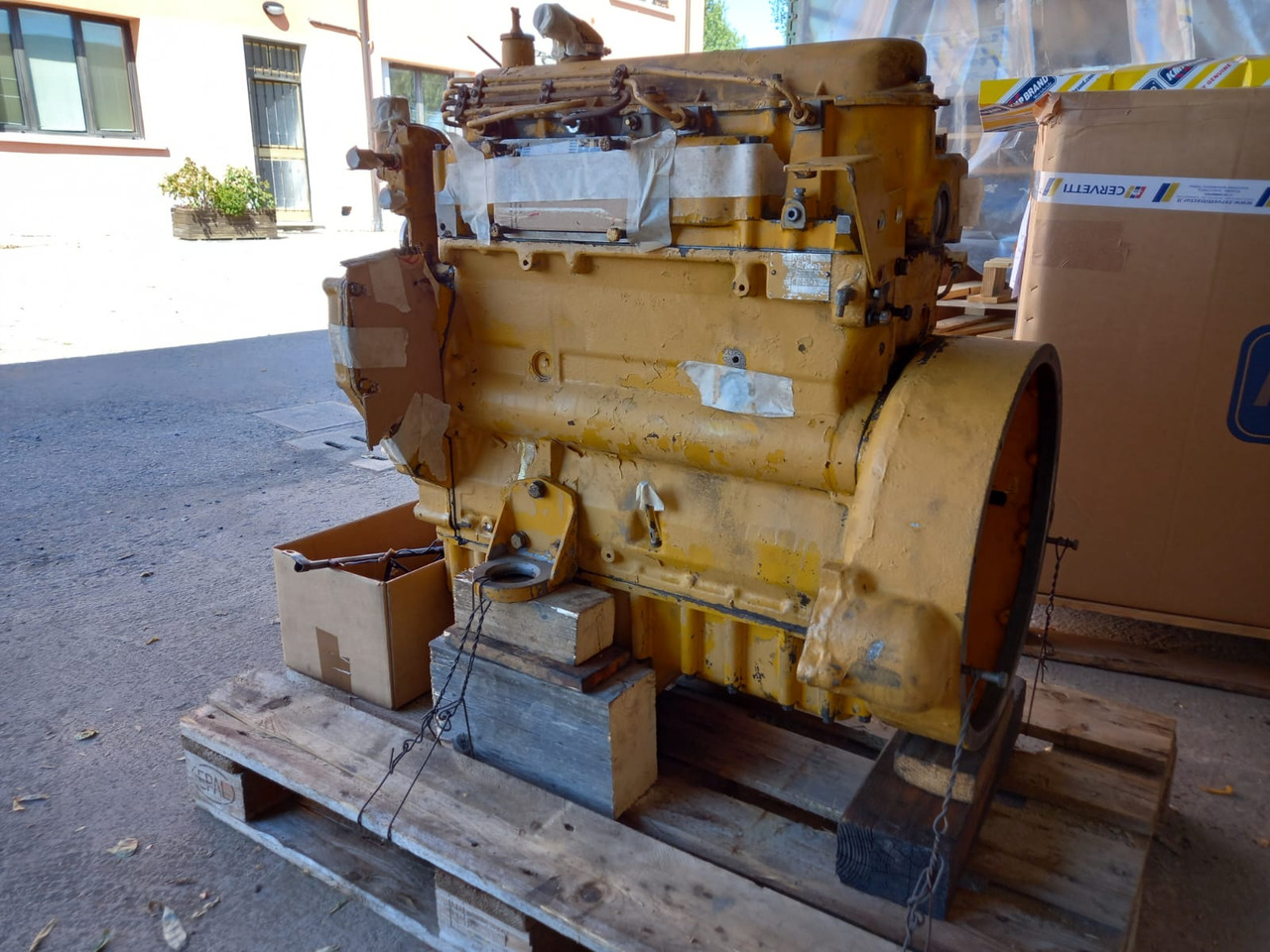 Caterpillar 3204 MOTORE REVISIONATO - Moteur et pièces pour Engins de chantier: photos 2 Caterpillar 3204 MOTORE REVISIONATO - Moteur et pièces pour Engins de chantier: photos 2