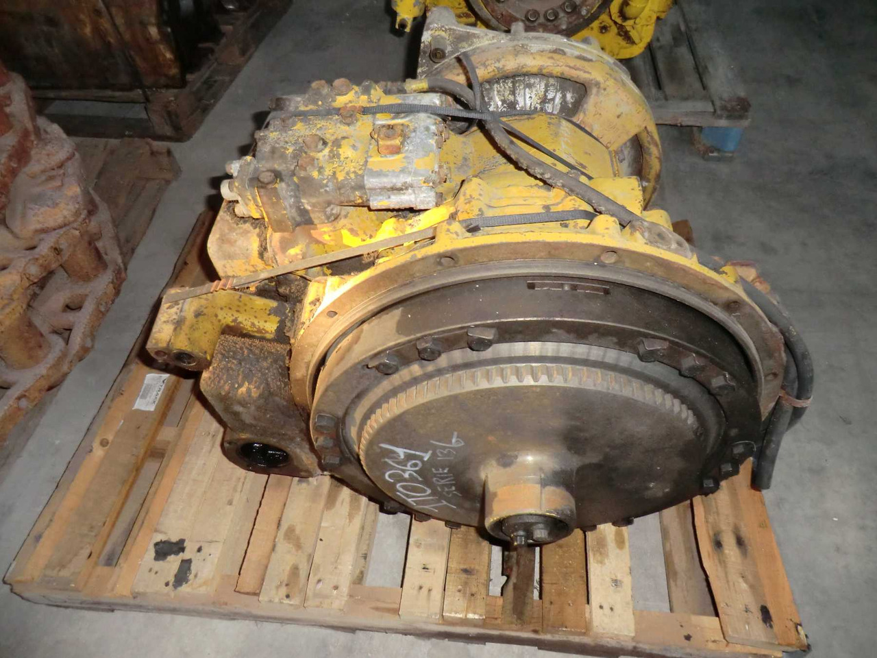 Caterpillar 631B CONVERTER - Transmission pour Engins de chantier: photos 4 Caterpillar 631B CONVERTER - Transmission pour Engins de chantier: photos 4
