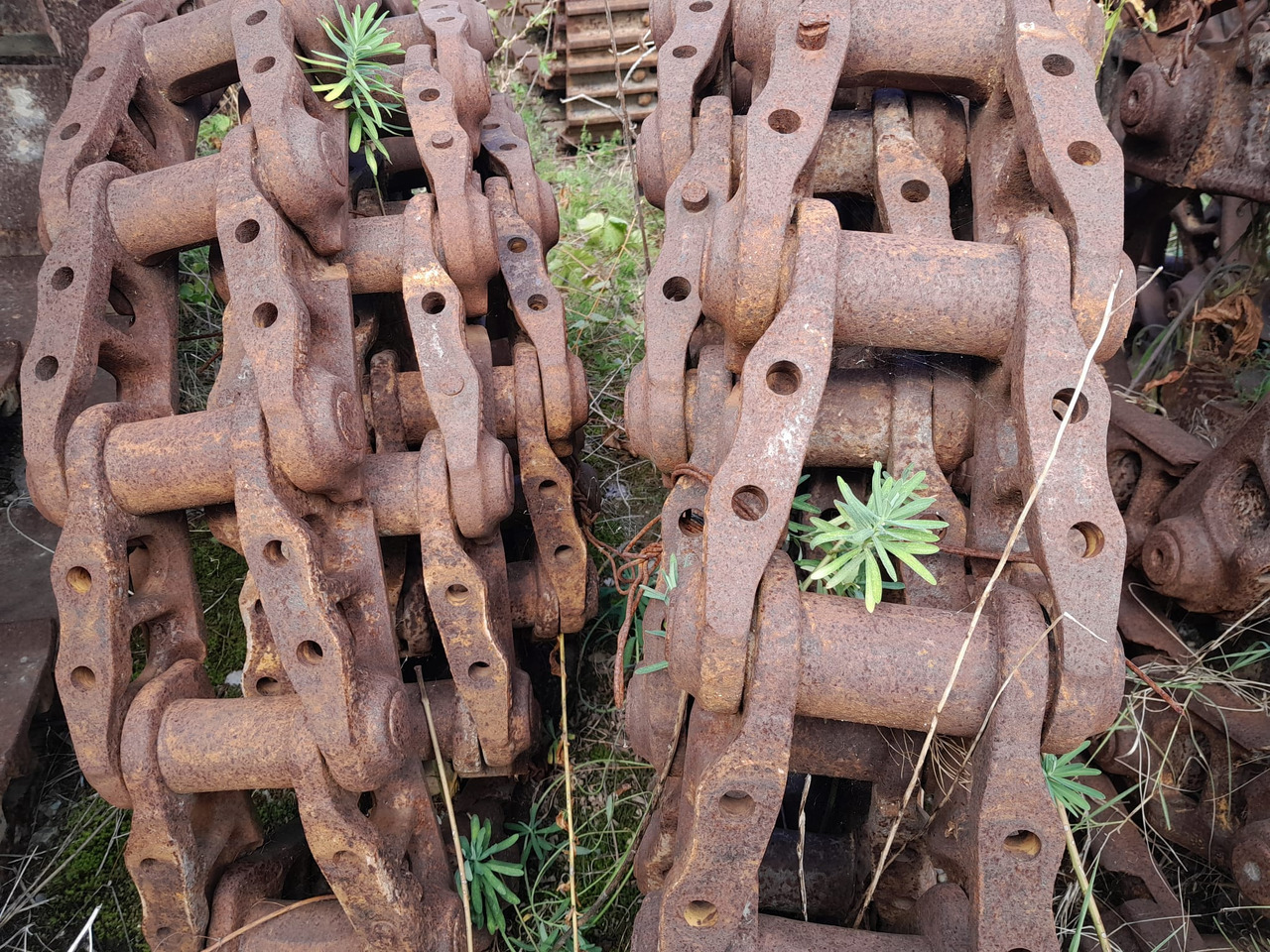 Caterpillar 953 Catene AL 70% 39 maglie + 1 giunzione. - Chenille pour Engins de chantier: photos 4 Caterpillar 953 Catene AL 70% 39 maglie + 1 giunzione. - Chenille pour Engins de chantier: photos 4