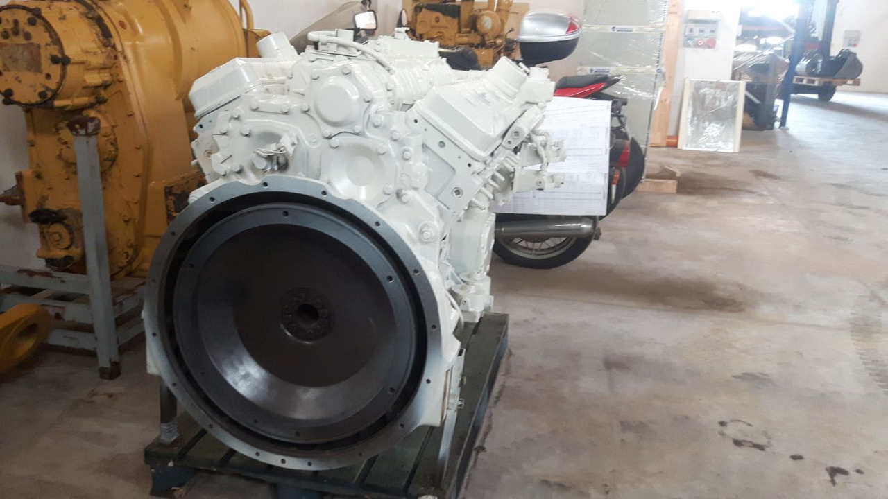DETROIT DIESEL 12V71 MOTORE REVISIONATO (ENGINE NO. 71237406).COMPLETO DI N. 2 TURBO E VENTOLA. - Moteur pour Engins de chantier: photos 4 DETROIT DIESEL 12V71 MOTORE REVISIONATO (ENGINE NO. 71237406).COMPLETO DI N. 2 TURBO E VENTOLA. - Moteur pour Engins de chantier: photos 4