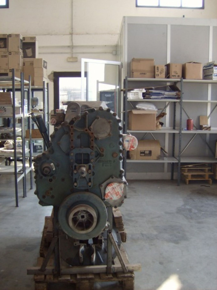 DETROIT DIESEL GM60 Motore revisionato. - Moteur pour Engins de chantier: photos 2 DETROIT DIESEL GM60 Motore revisionato. - Moteur pour Engins de chantier: photos 2