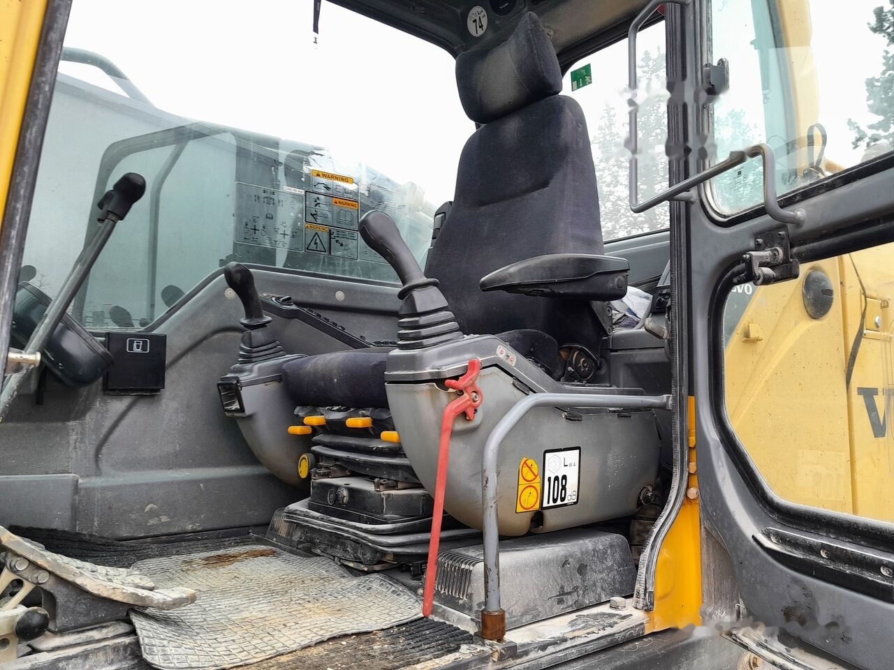 Volvo EC700BLC - Pelle sur chenille: photos 4 Volvo EC700BLC - Pelle sur chenille: photos 4
