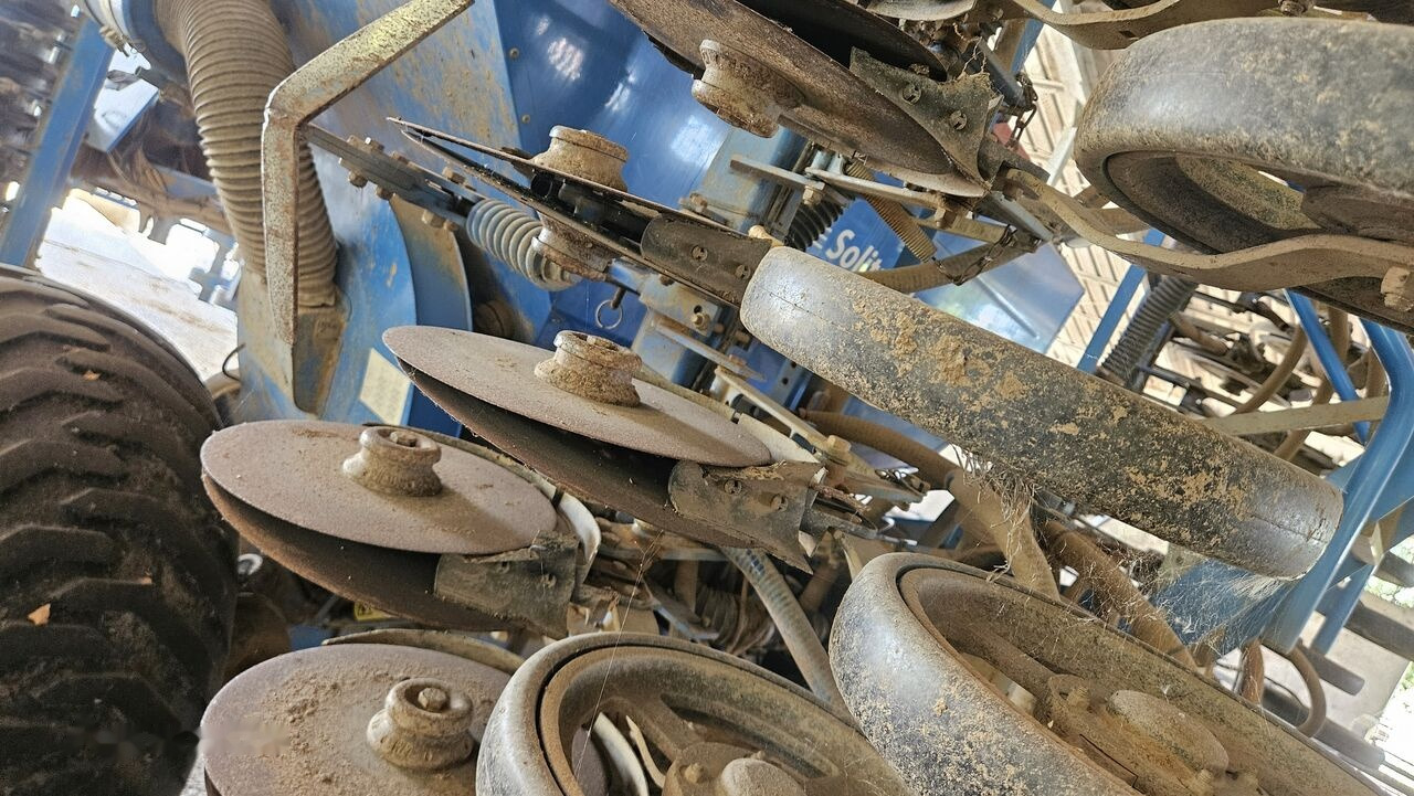 Lemken SOLITAIR 9/500 KA-DS 150 + HELIODOR 9/500 - Semoir: photos 3 Lemken SOLITAIR 9/500 KA-DS 150 + HELIODOR 9/500 - Semoir: photos 3