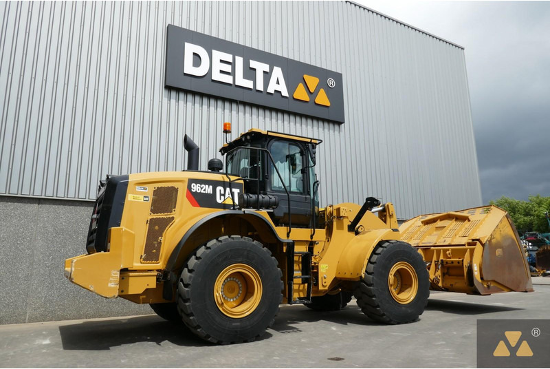 Caterpillar 962M - Chargeuse sur pneus: photos 5 Caterpillar 962M - Chargeuse sur pneus: photos 5