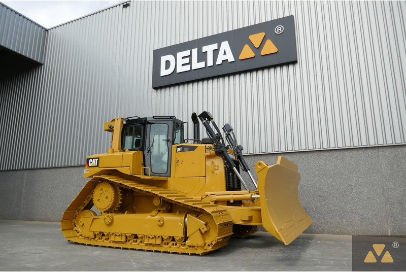 Caterpillar D6T LGP - Bulldozer: photos 3 Caterpillar D6T LGP - Bulldozer: photos 3