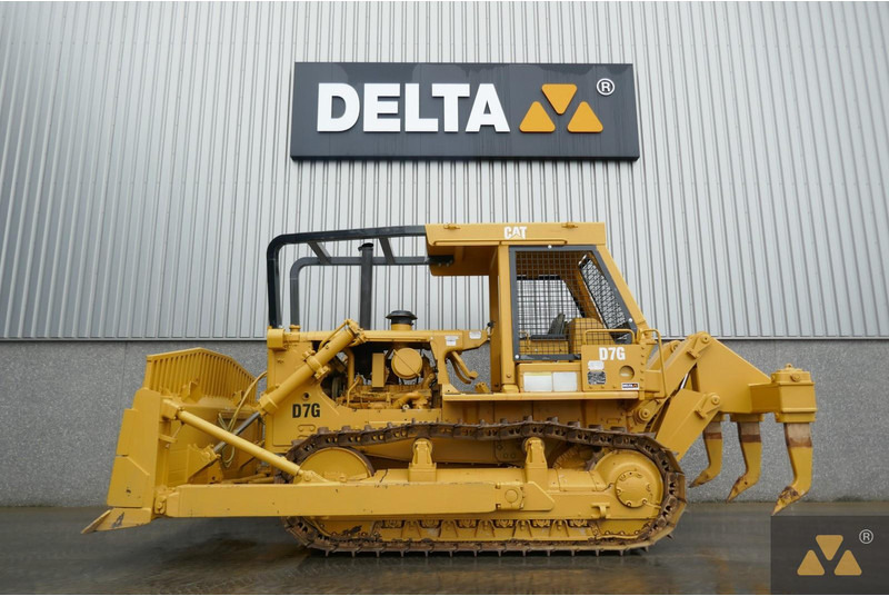 Caterpillar D7G Ex-army - Bulldozer: photos 1 Caterpillar D7G Ex-army - Bulldozer: photos 1
