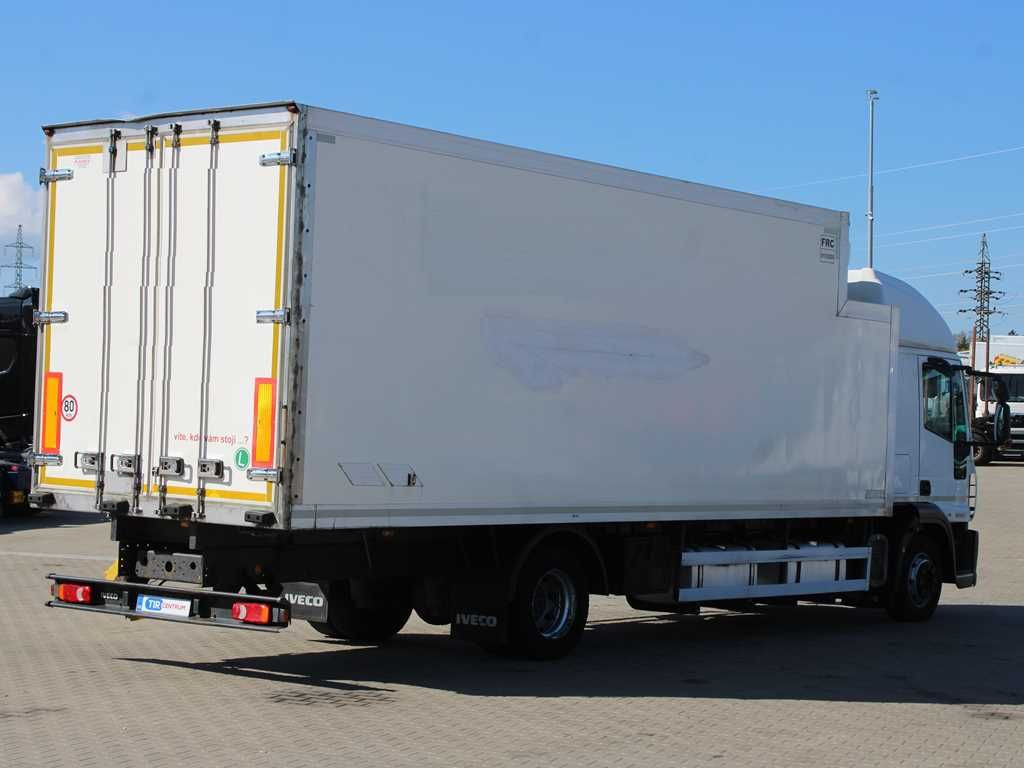 Iveco EUROCARGO 120E25, EURO 5, THERMO-KING T-600R - Camion frigorifique: photos 4 Iveco EUROCARGO 120E25, EURO 5, THERMO-KING T-600R - Camion frigorifique: photos 4