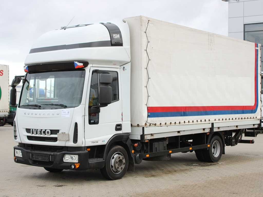 Iveco EUROCARGO 75E18, HYDRAULIC LIFT, SLEEPING CABIN Iveco EUROCARGO 75E18, TAIL LIFT, SLEEPING CABIN - Camion à rideaux coulissants: photos 1 Iveco EUROCARGO 75E18, HYDRAULIC LIFT, SLEEPING CABIN Iveco EUROCARGO 75E18, TAIL LIFT, SLEEPING CABIN - Camion à rideaux coulissants: photos 1