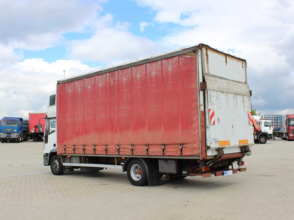 Iveco EUROCARGO ML 120 E, EURO 3, SLEEPING BODY, HYDRAULIC FRONT - Camion à rideaux coulissants: photos 5 Iveco EUROCARGO ML 120 E, EURO 3, SLEEPING BODY, HYDRAULIC FRONT - Camion à rideaux coulissants: photos 5