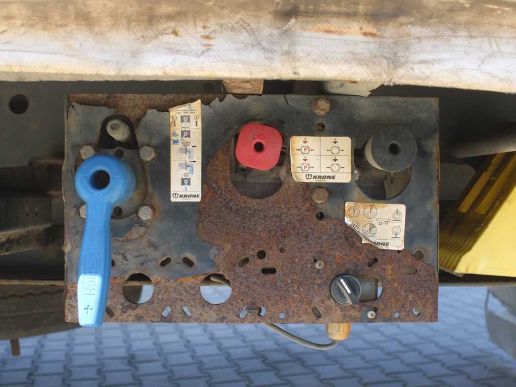 Krone SD, LOWDECK, MULTILOCK, LIFTING AXLE, LIFTING ROOF - Semi-remorque rideaux coulissants: photos 5 Krone SD, LOWDECK, MULTILOCK, LIFTING AXLE, LIFTING ROOF - Semi-remorque rideaux coulissants: photos 5