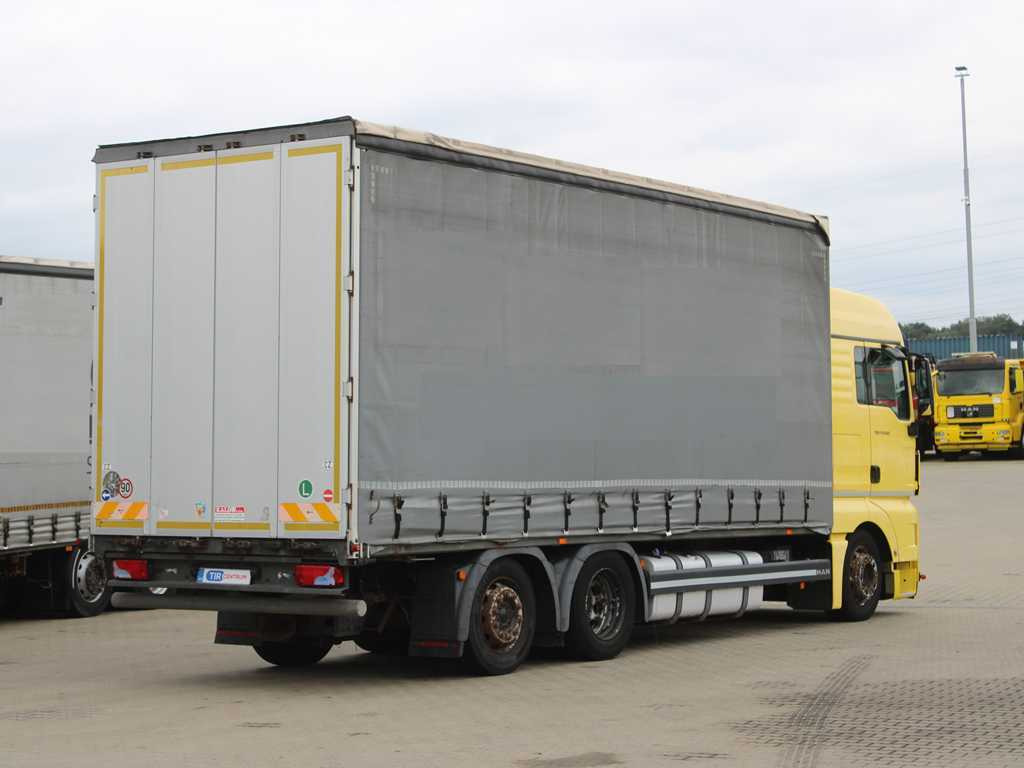 MAN TGX 24.440, EURO 5EEV, 6X2, AIR SUSPENSION - Camion à rideaux coulissants: photos 4 MAN TGX 24.440, EURO 5EEV, 6X2, AIR SUSPENSION - Camion à rideaux coulissants: photos 4
