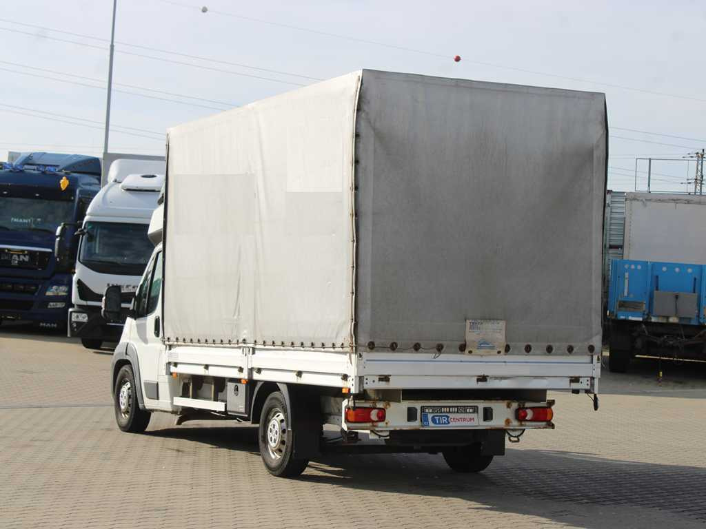 Peugeot Boxer, EURO 6, SIDE PANEL, TIRES 80% - Utilitaire rideaux coulissants (PLSC): photos 5 Peugeot Boxer, EURO 6, SIDE PANEL, TIRES 80% - Utilitaire rideaux coulissants (PLSC): photos 5