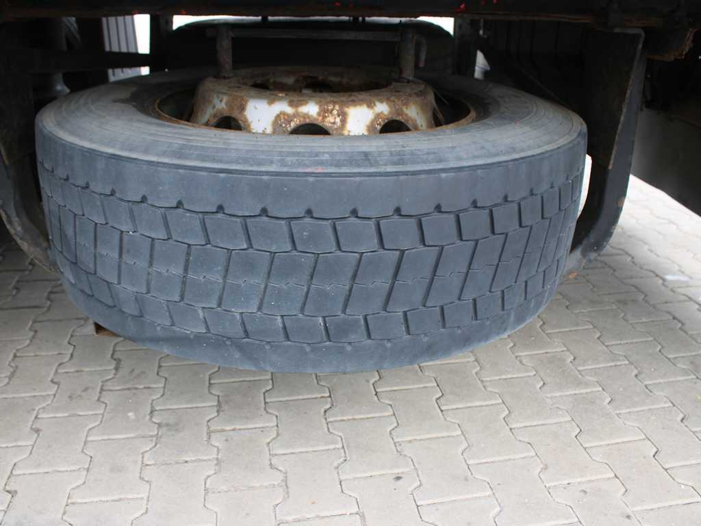 Semi-remorque frigorifique Schmitz SKO 24, LIFTING AXLE, SAF, CARRIER: photos 11