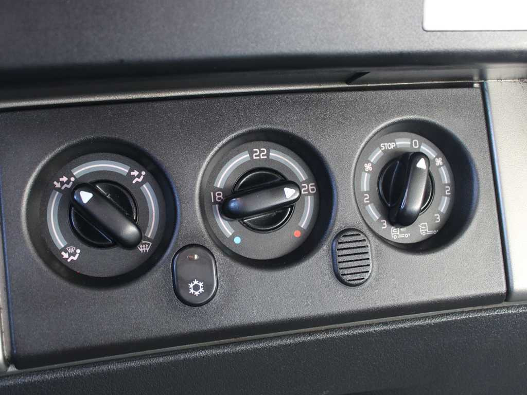 Tracteur routier Renault MAGNUM 480.18, LOW DECK, EURO 5EEV: photos 13