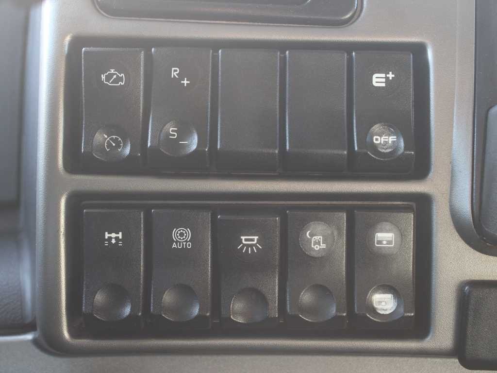 Tracteur routier Renault MAGNUM 480.18, LOW DECK, EURO 5EEV: photos 11