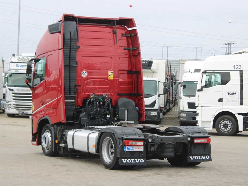 Volvo FH 500 XL, MEGA, VEB+,I-PARK COOL, NEW CLUTCH - Tracteur routier: photos 4 Volvo FH 500 XL, MEGA, VEB+,I-PARK COOL, NEW CLUTCH - Tracteur routier: photos 4