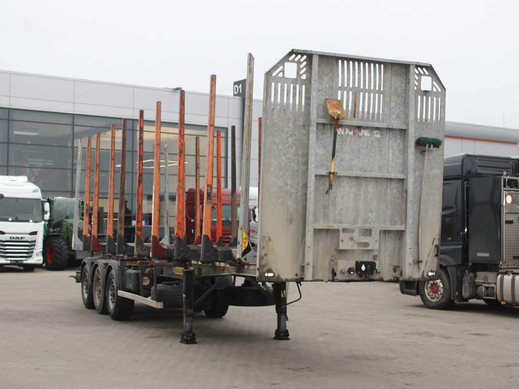ZASŁAW D-651A, 2x LIFT AXLE, TYRES 80% - Semi-remorque grumier: photos 3 ZASŁAW D-651A, 2x LIFT AXLE, TYRES 80% - Semi-remorque grumier: photos 3
