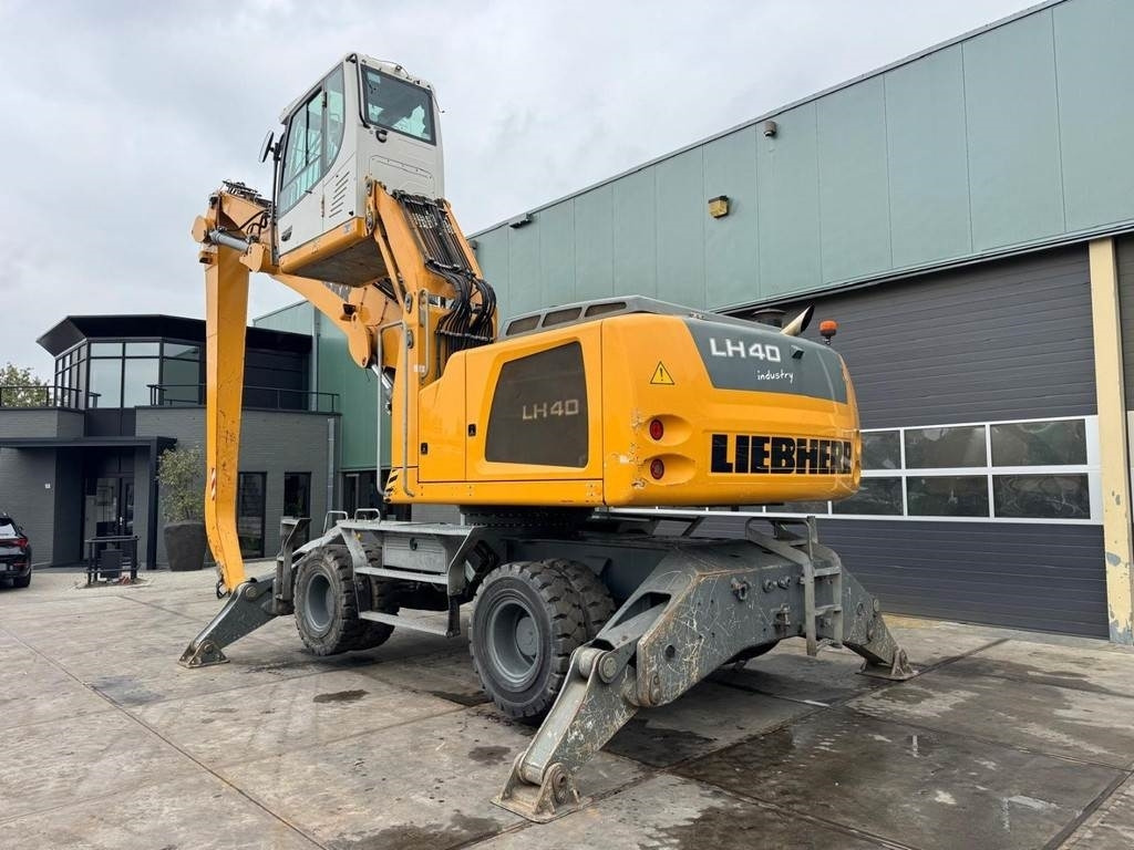 Liebherr LH 40 M - Pelle de manutention: photos 3 Liebherr LH 40 M - Pelle de manutention: photos 3