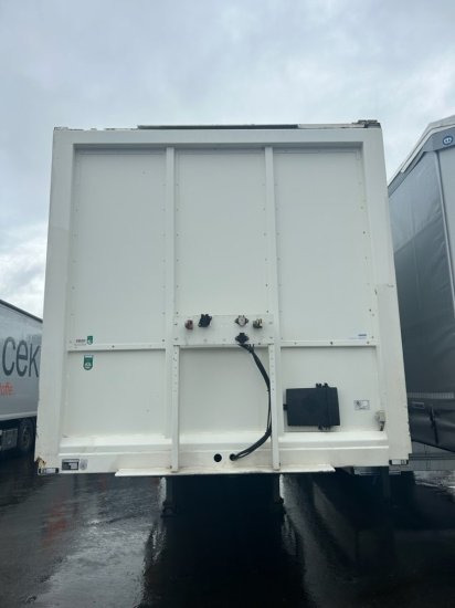 Ackermann PS-F 24/13, Getränkeauflieger - Semi-remorque pour le transport de boissons: photos 2 Ackermann PS-F 24/13, Getränkeauflieger - Semi-remorque pour le transport de boissons: photos 2