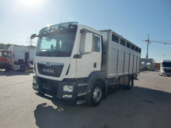 MAN TGS 18.420 Tiertransporter,Euro 6, Manual Seilwinde, el. Ladebordwand Voll Luft - Camion chevaux: photos 1 MAN TGS 18.420 Tiertransporter,Euro 6, Manual Seilwinde, el. Ladebordwand Voll Luft - Camion chevaux: photos 1