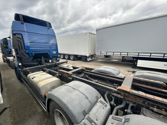 MAN TGX 26.440 XLX 6x2 Liftachse, Euro 6, Motorschaden - Camion porte-conteneur/ Caisse mobile: photos 4 MAN TGX 26.440 XLX 6x2 Liftachse, Euro 6, Motorschaden - Camion porte-conteneur/ Caisse mobile: photos 4